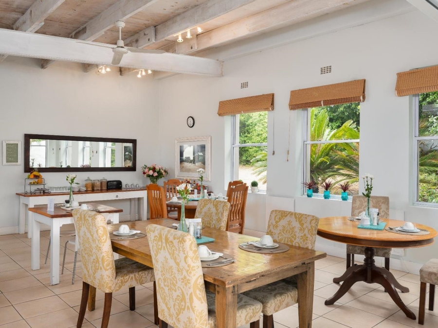 7 Bedroom Property for Sale in Camps Bay Western Cape
